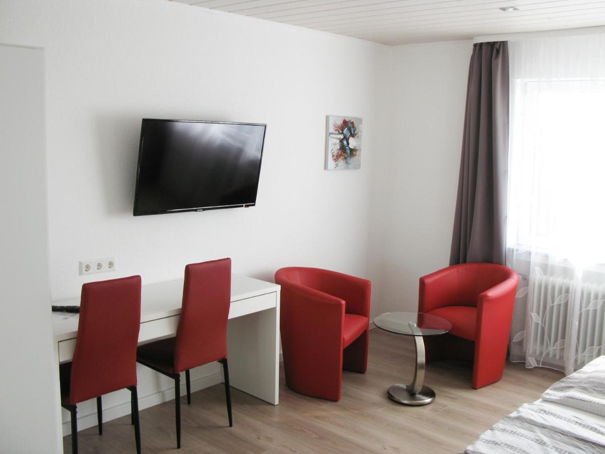 Murgtal Motel Ращат Екстериор снимка